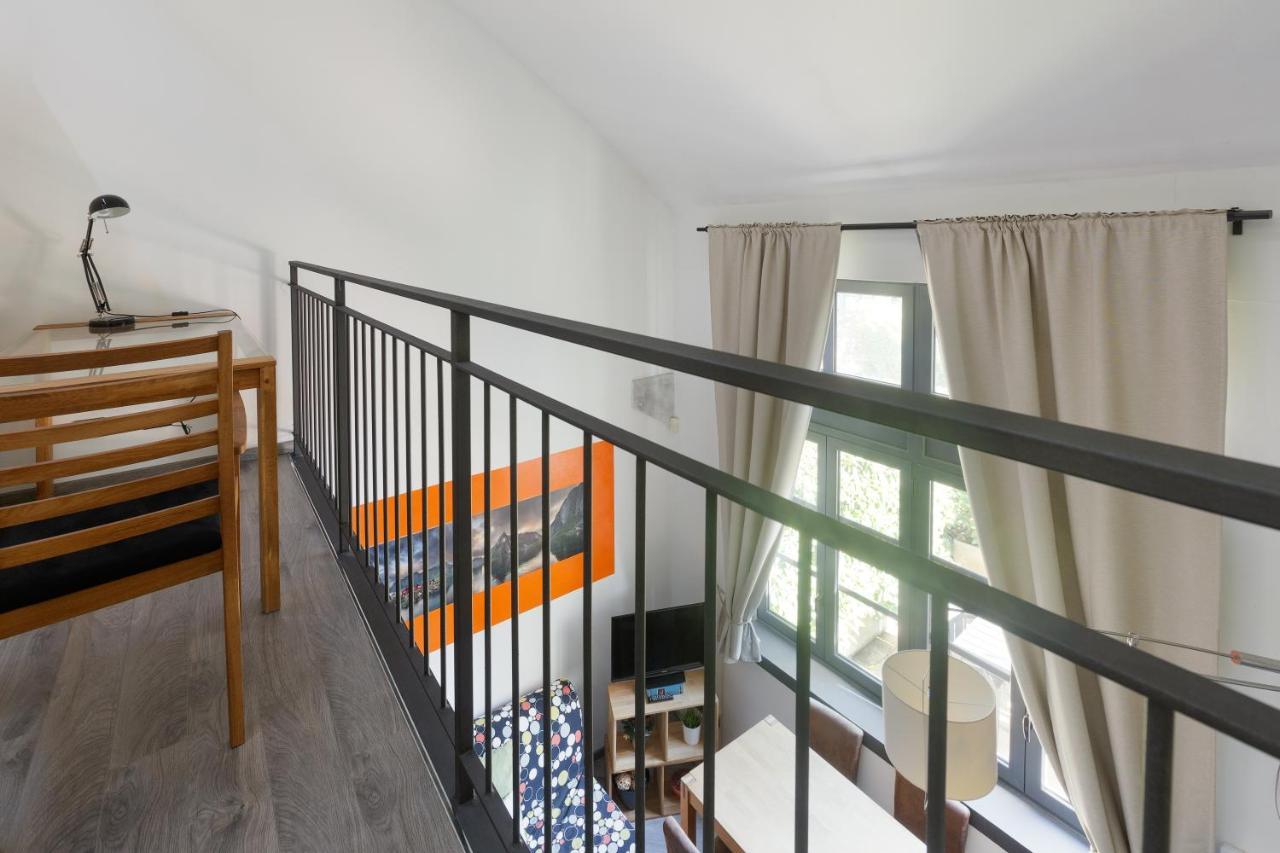Guesthost - Milano Vigentino Loft With Terrace Luaran gambar
